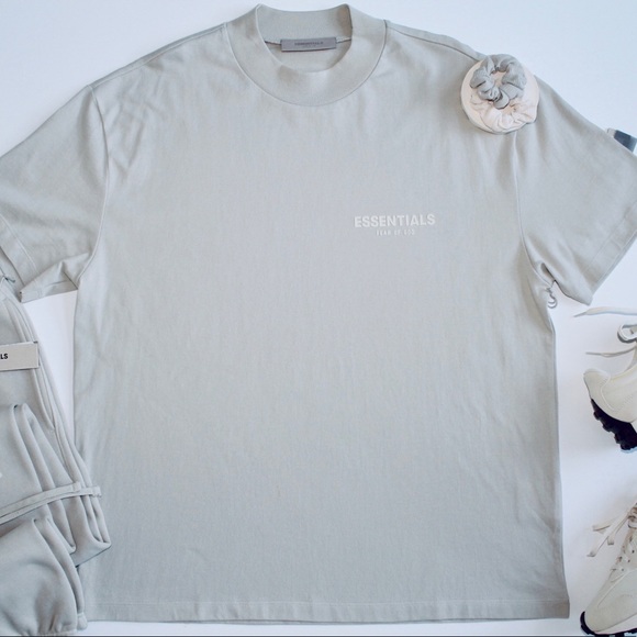 FEAR OF GOD ESSENTIALS Wheat Short Sleeve T - Picture 2 of 4